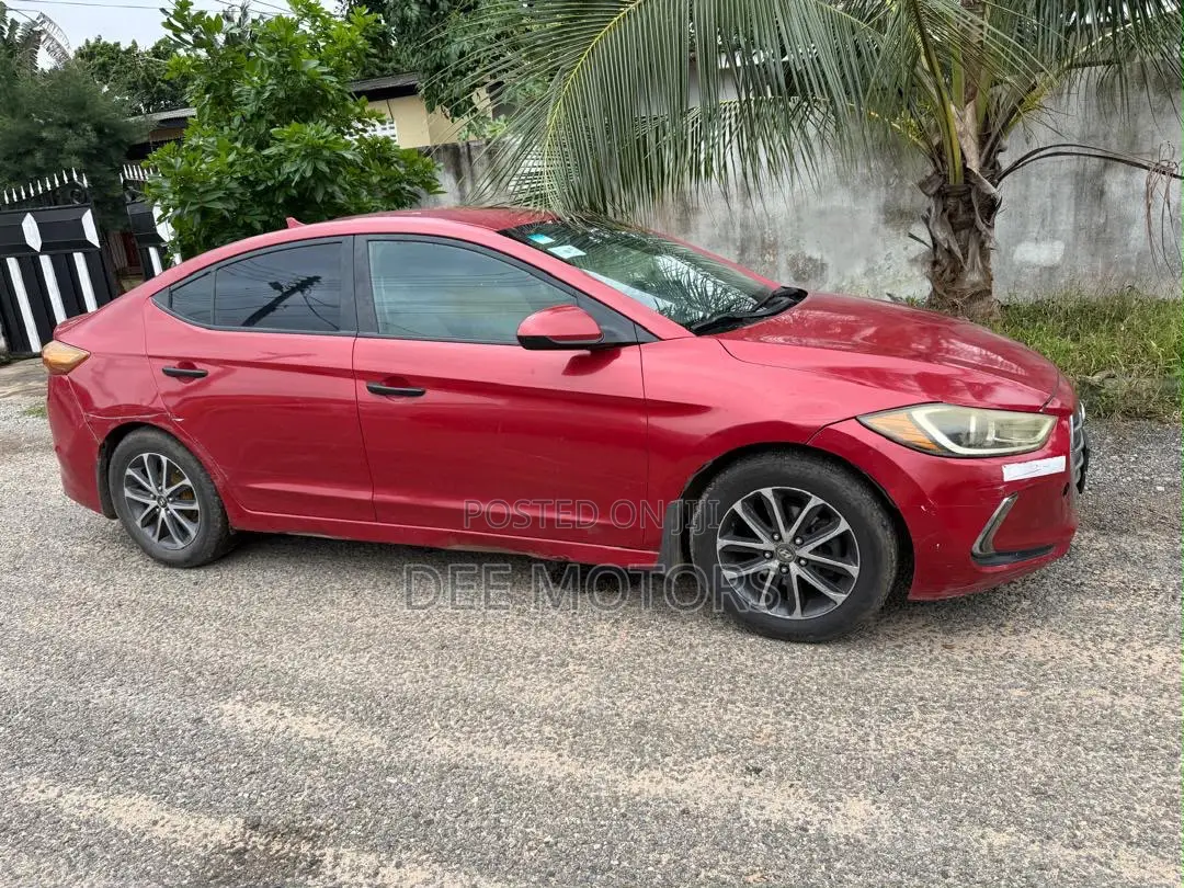 Hyundai Elantra 2018 Red