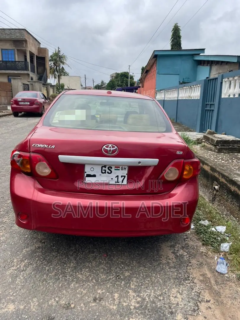 Toyota Corolla 2010 Red