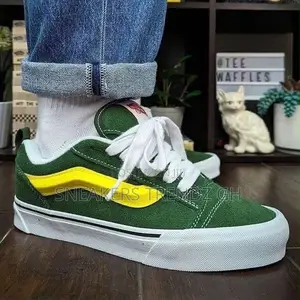 Vans Sneakers