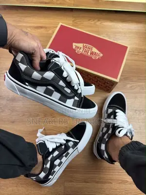 Vans Sneakers
