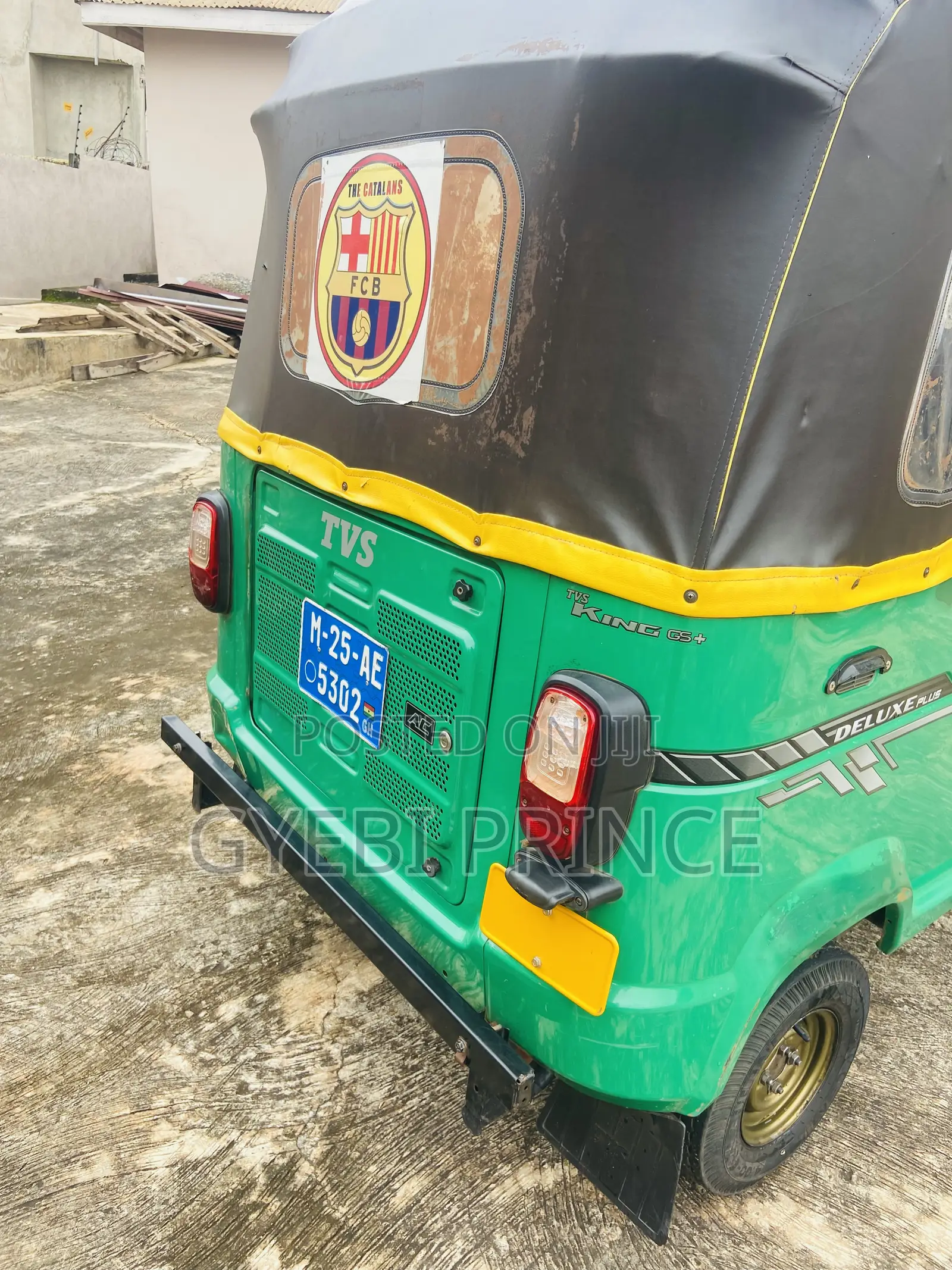 TVS King Deluxe Plus iTouch Start 2025 Green