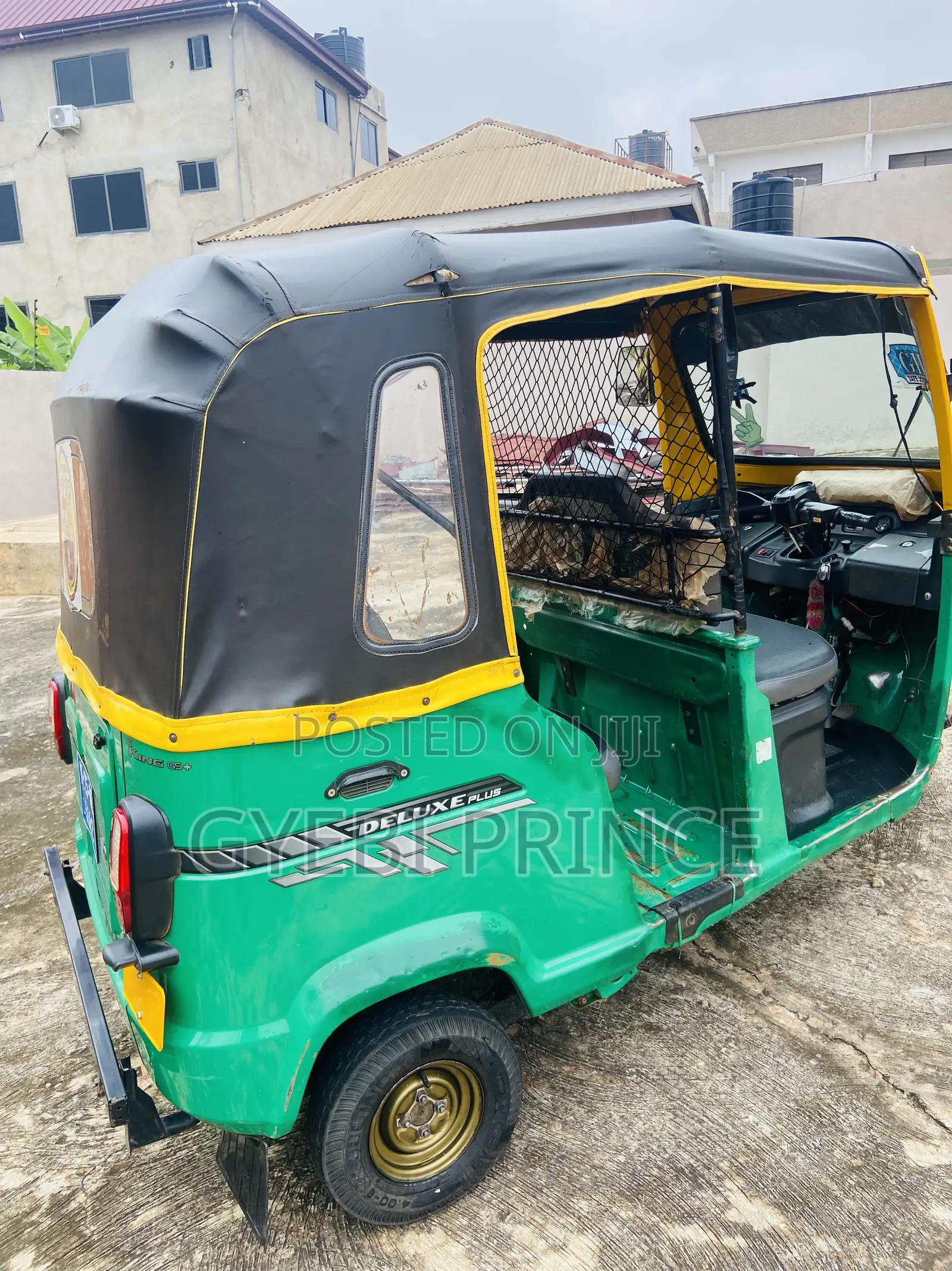 TVS King Deluxe Plus iTouch Start 2025 Green