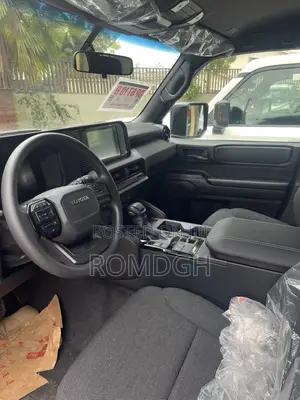 New Toyota Land Cruiser LC250 2024 White