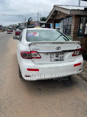 Toyota Corolla 2013 White