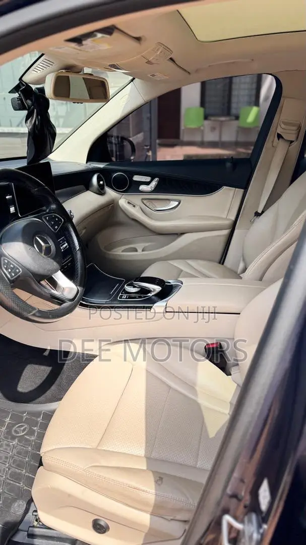 Mercedes-Benz GLC-Class 2016 Blue