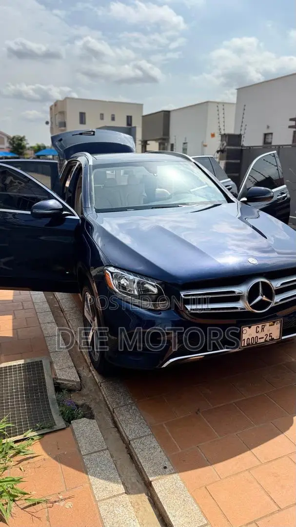 Mercedes-Benz GLC-Class 2016 Blue