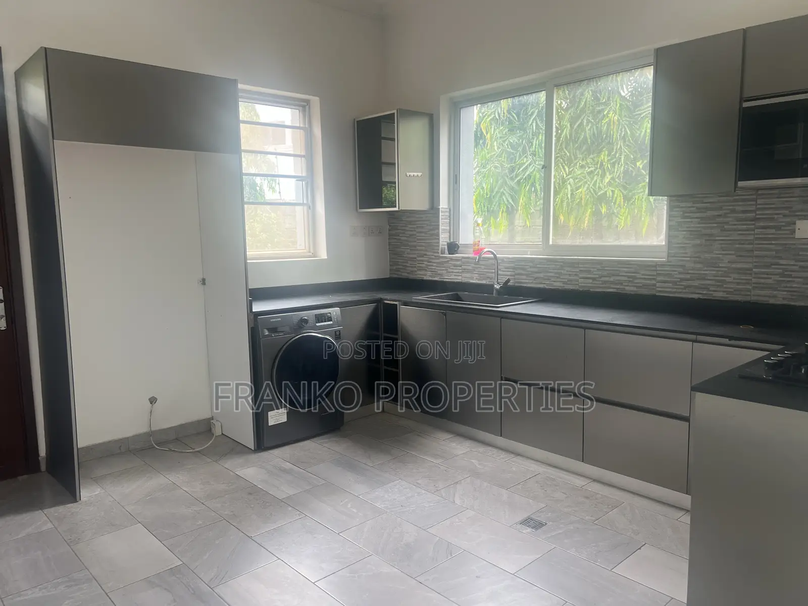 3bdrm House in Franko Properties, School Junction for rent