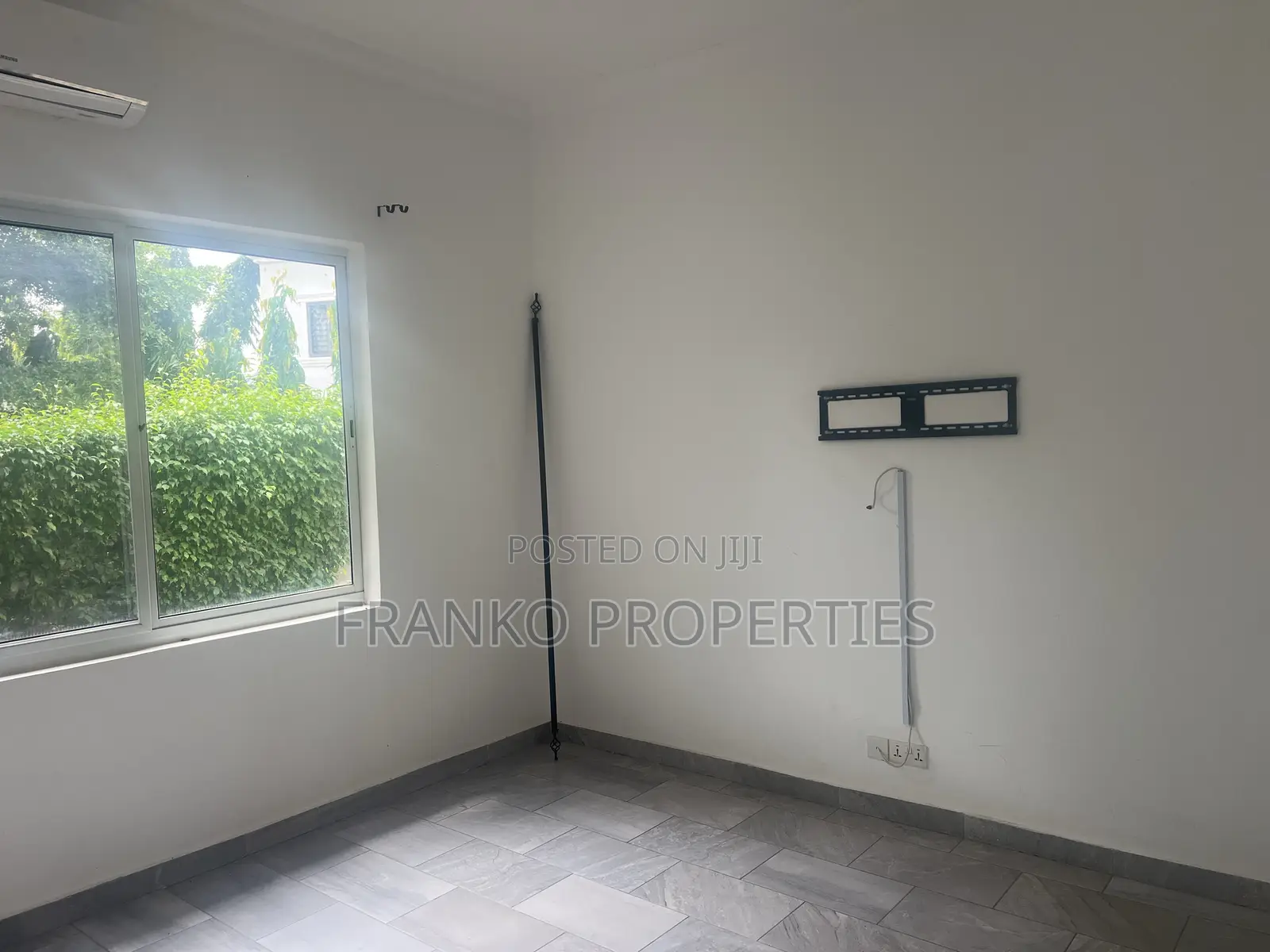 3bdrm House in Franko Properties, School Junction for rent