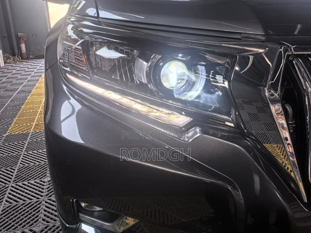 Toyota Land Cruiser Prado 2.8 2022 Gray