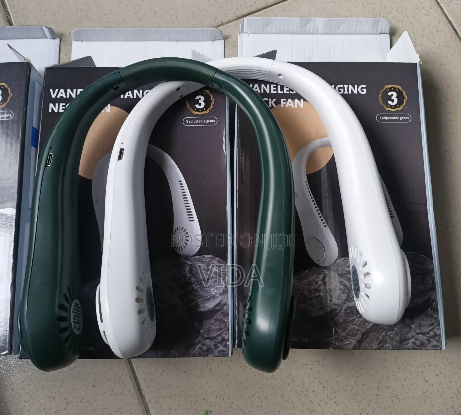 Vaneless Hanging Neck Fan