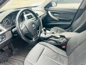 BMW 320i 2015 Black