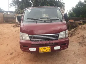 Nissan Caravan (Urvan) 2006 Brown