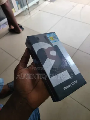 New Samsung Galaxy S21 5G 128 GB Black