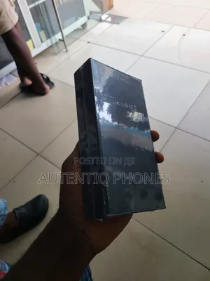 New Samsung Galaxy S21 5G 128 GB Black