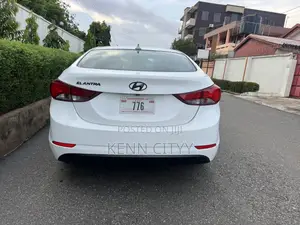 Hyundai Elantra 2016 White