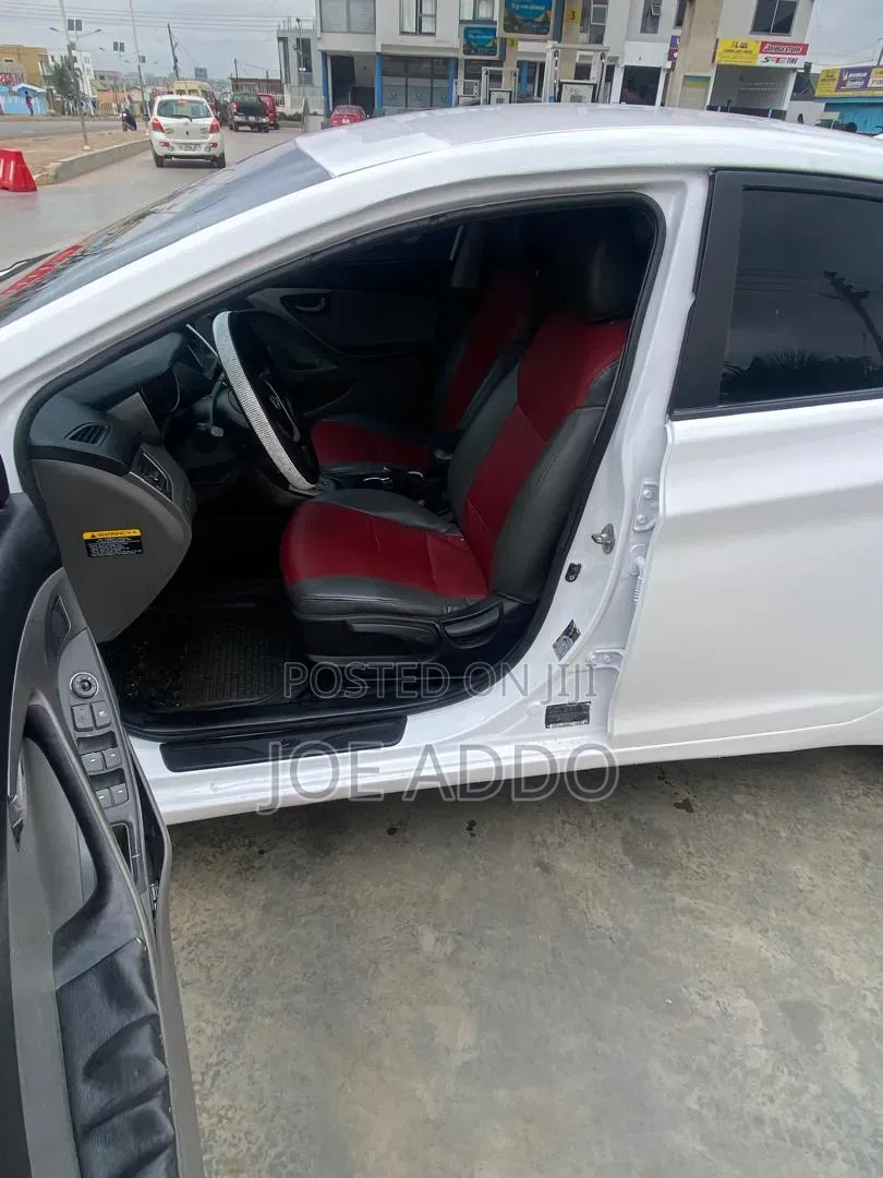 Hyundai Elantra 2013 White