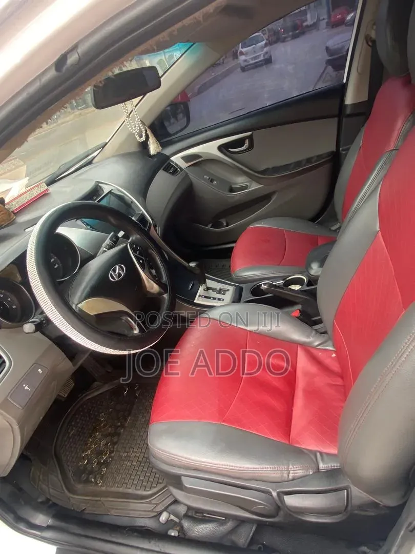 Hyundai Elantra 2013 White