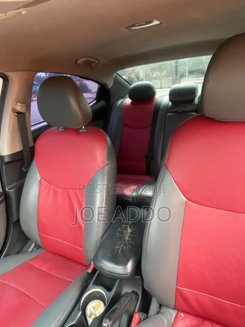 Hyundai Elantra 2013 White