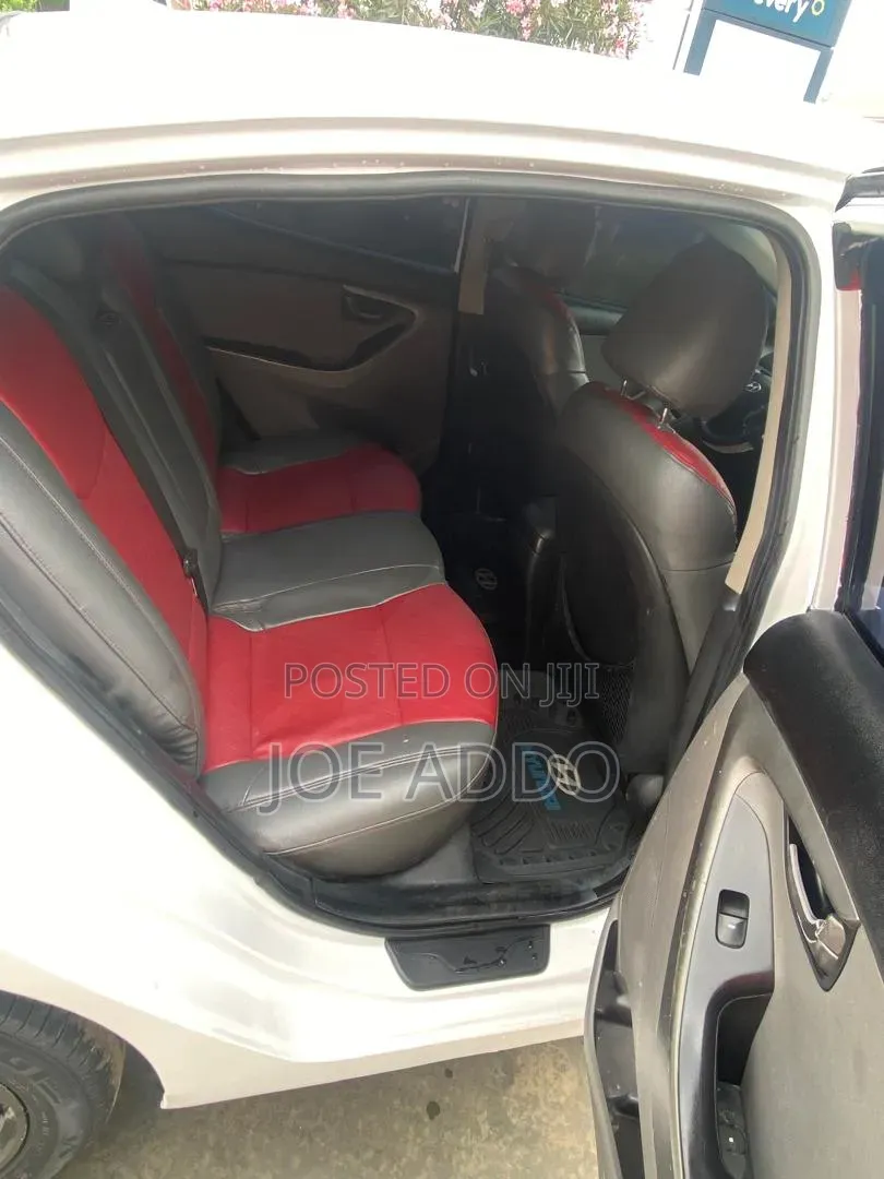 Hyundai Elantra 2013 White