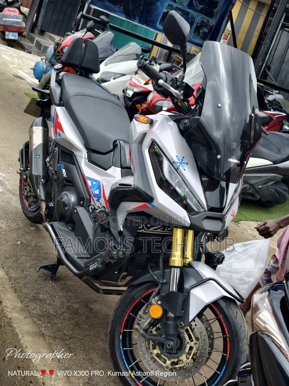 Honda 2024 Gray