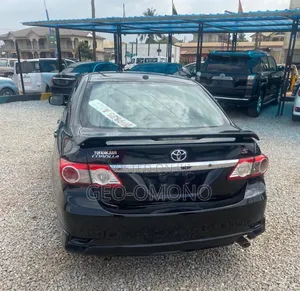 Toyota Corolla 2011 Black
