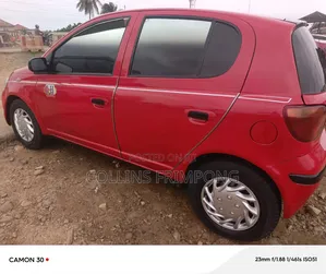 Toyota Yaris 2006 Red