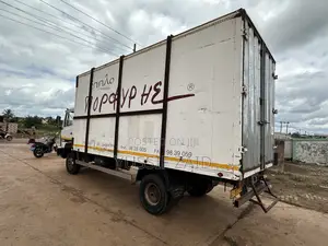 Mercedes Benz Container