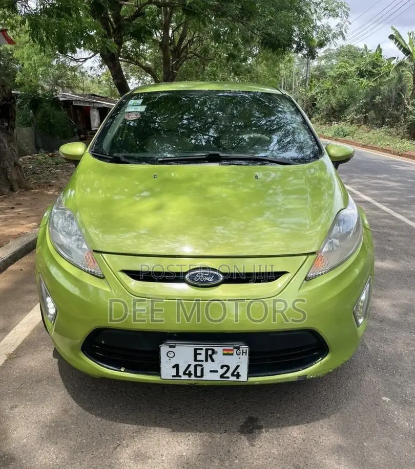 Ford Fiesta 2015 Green