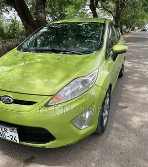 Ford Fiesta 2015 Green