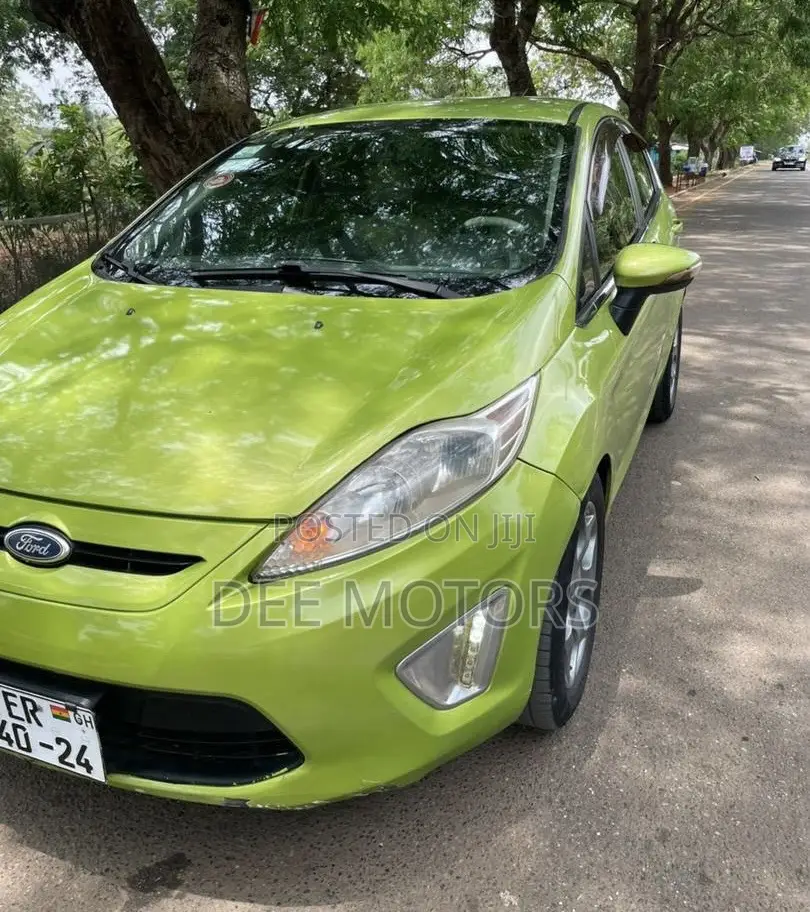 Ford Fiesta 2015 Green