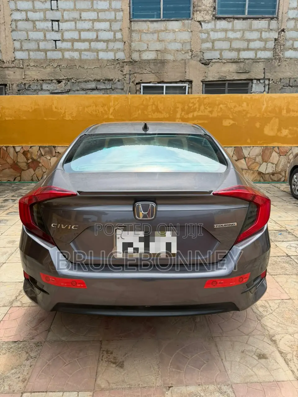 Honda Civic Touring 4dr Sedan (1.5L 4cyl) 2016 Gray