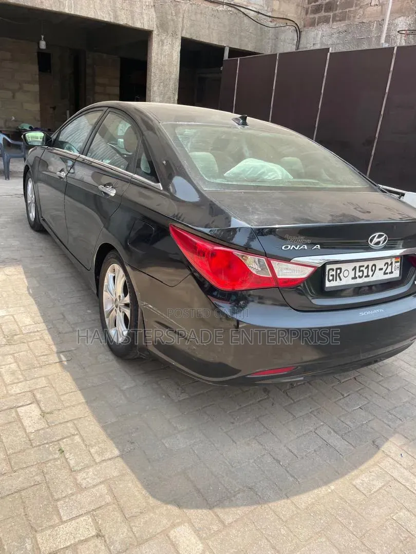 Hyundai Sonata 2013 Black