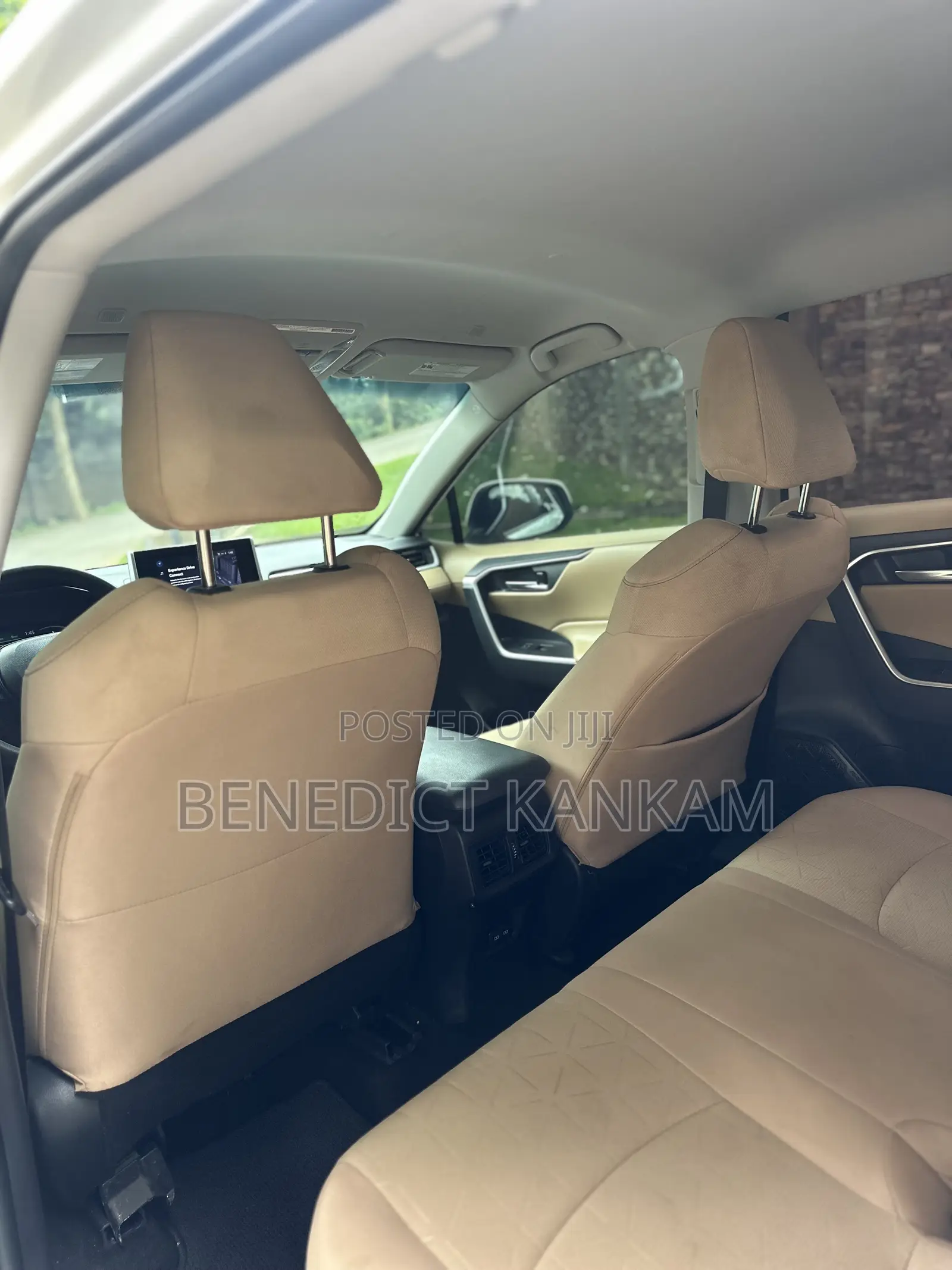 Toyota RAV4 XLE AWD 2023 White
