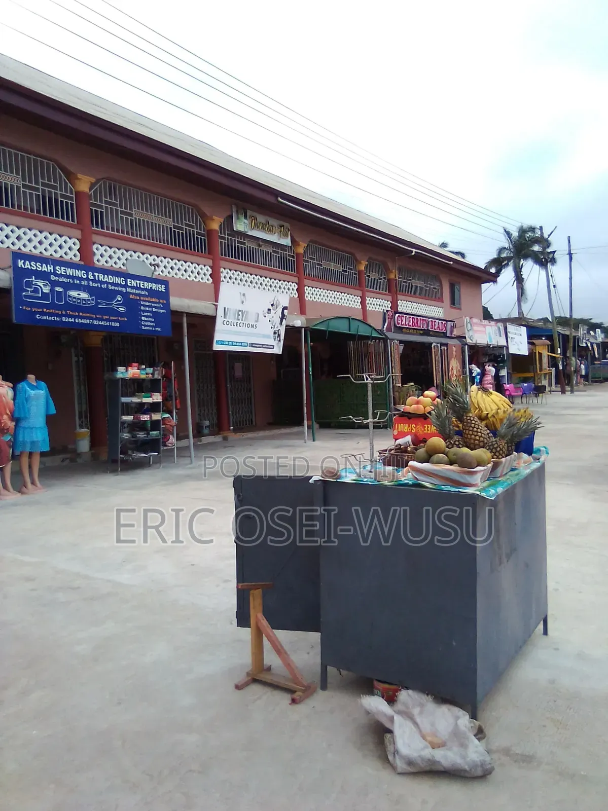 Store for Rent at Gyinyase Near Kumasi High School, Mardura Pub Area