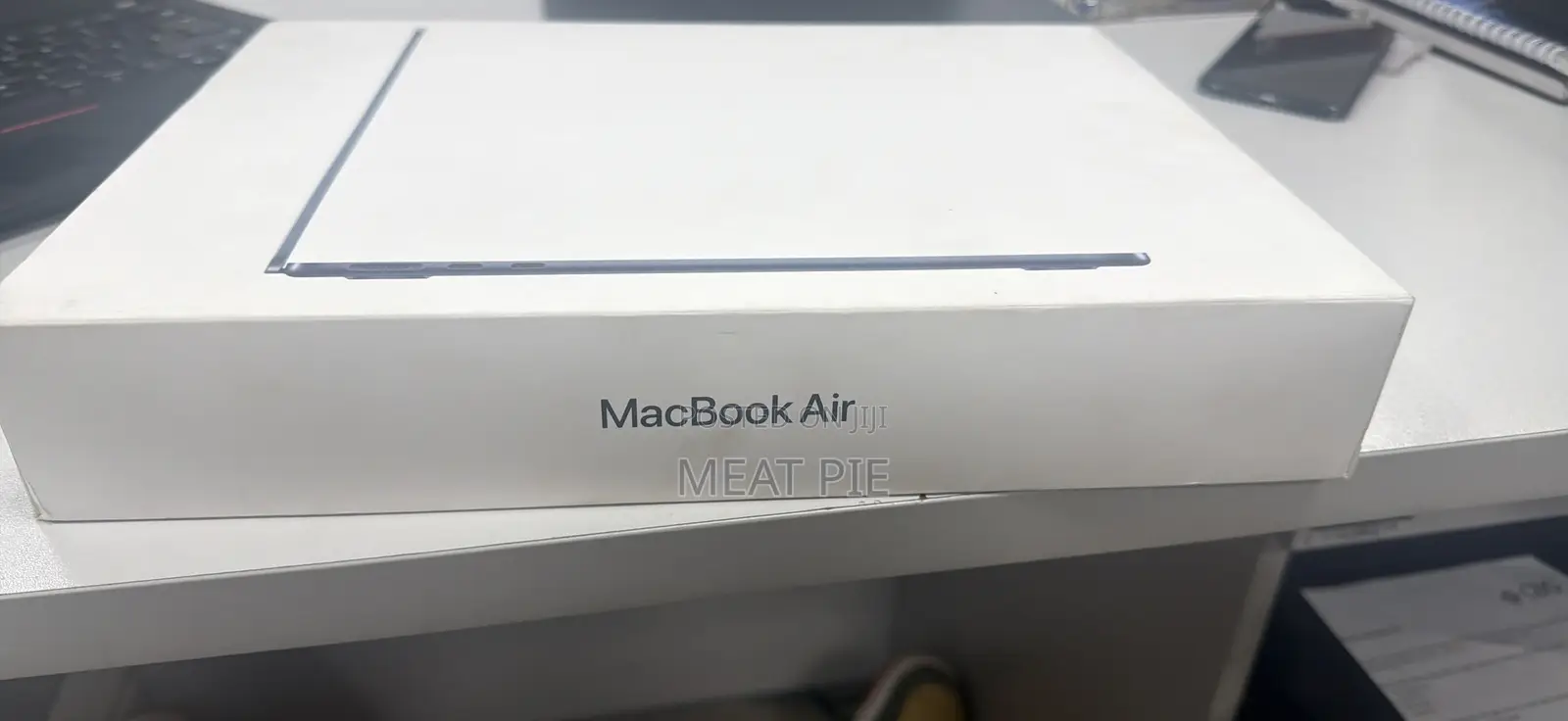 New Laptop Apple MacBook Air 2026 M5 16GB Apple M5 SSD 512GB