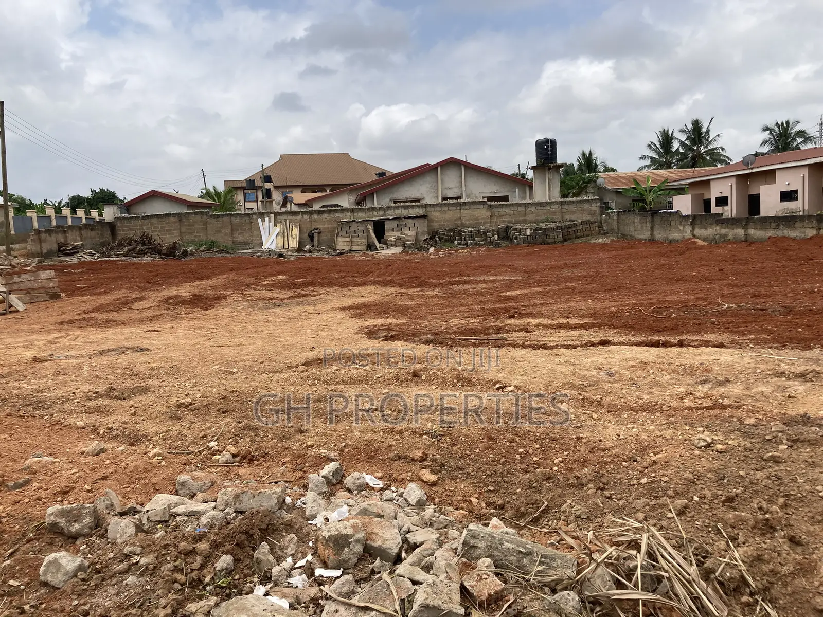 One Full Corner Plot for Sale at Daban.