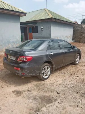 Toyota Corolla 2015 Gray
