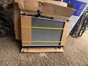 Toyota Voxy Radiator/Tank