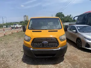 Ford Transit 2017 Yellow