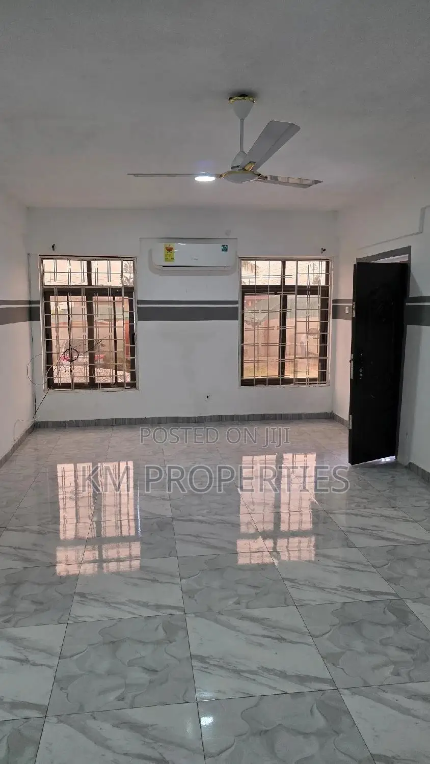 3bdrm Apartment in North Legon for rent