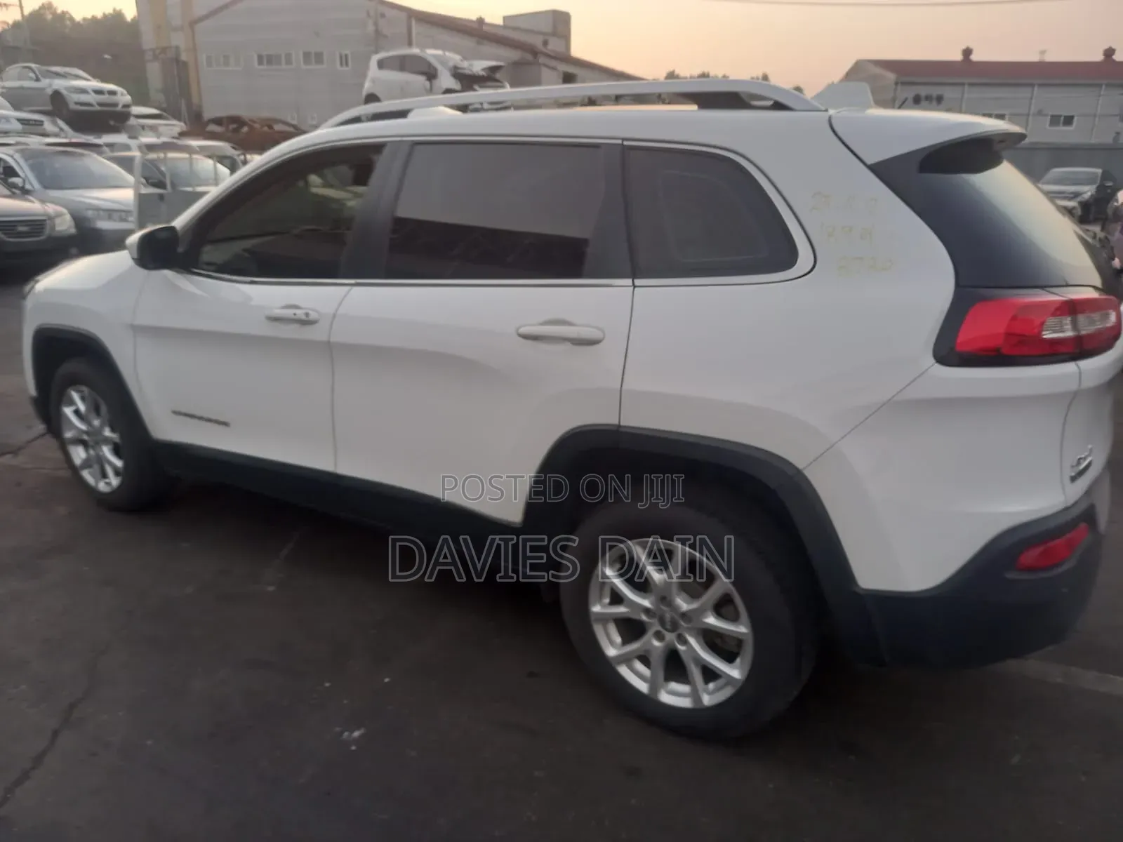 Jeep Cherokee 2017 White