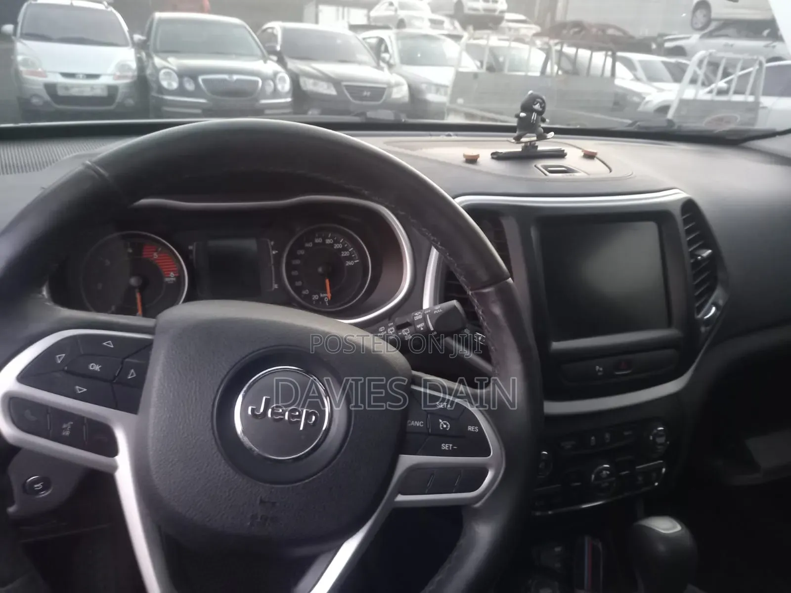 Jeep Cherokee 2017 White