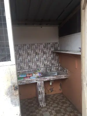 1bdrm House in Super Elite Estate, Lapaz for rent