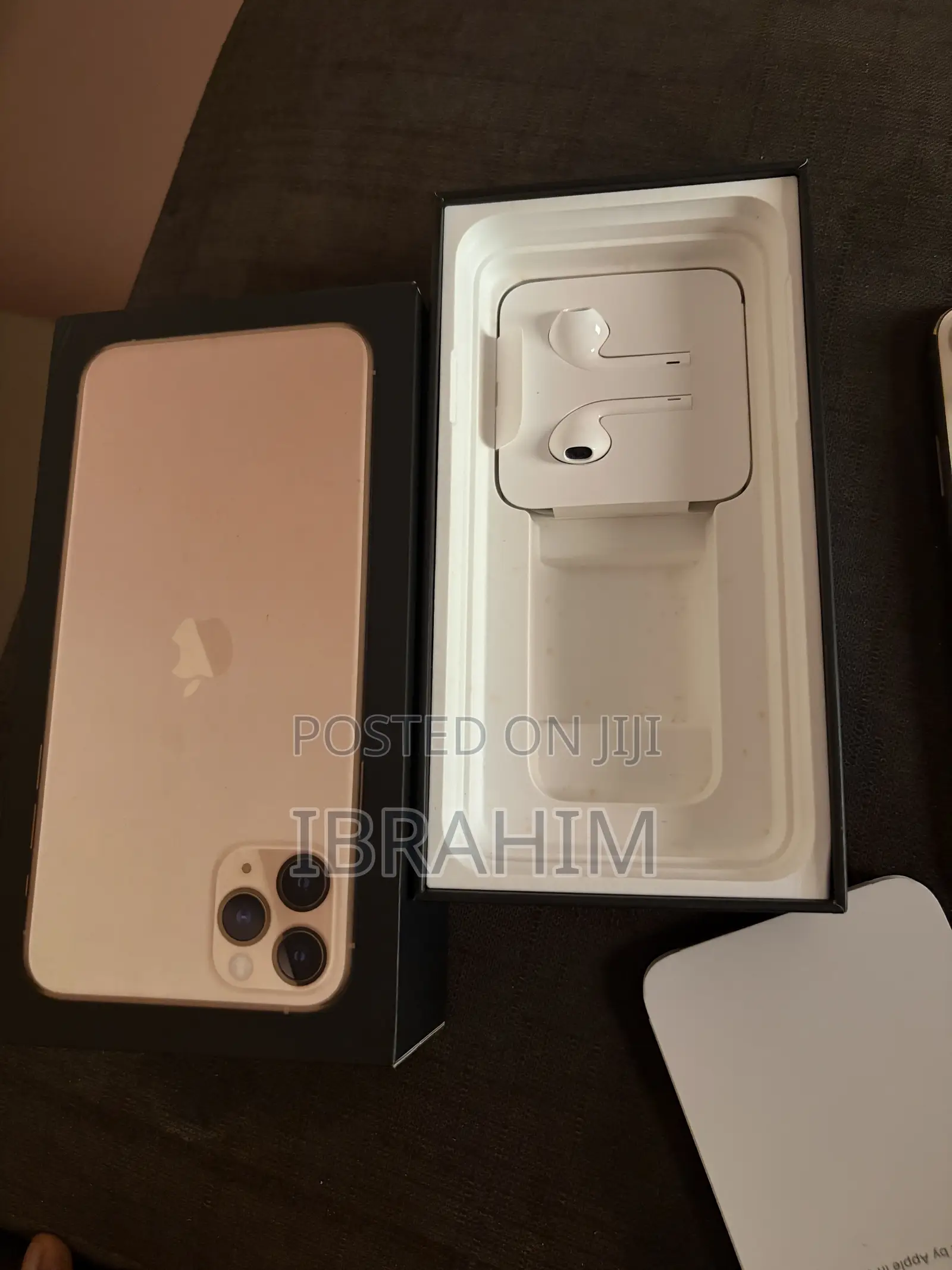 Apple iPhone 11 Pro Max 64 GB Gold