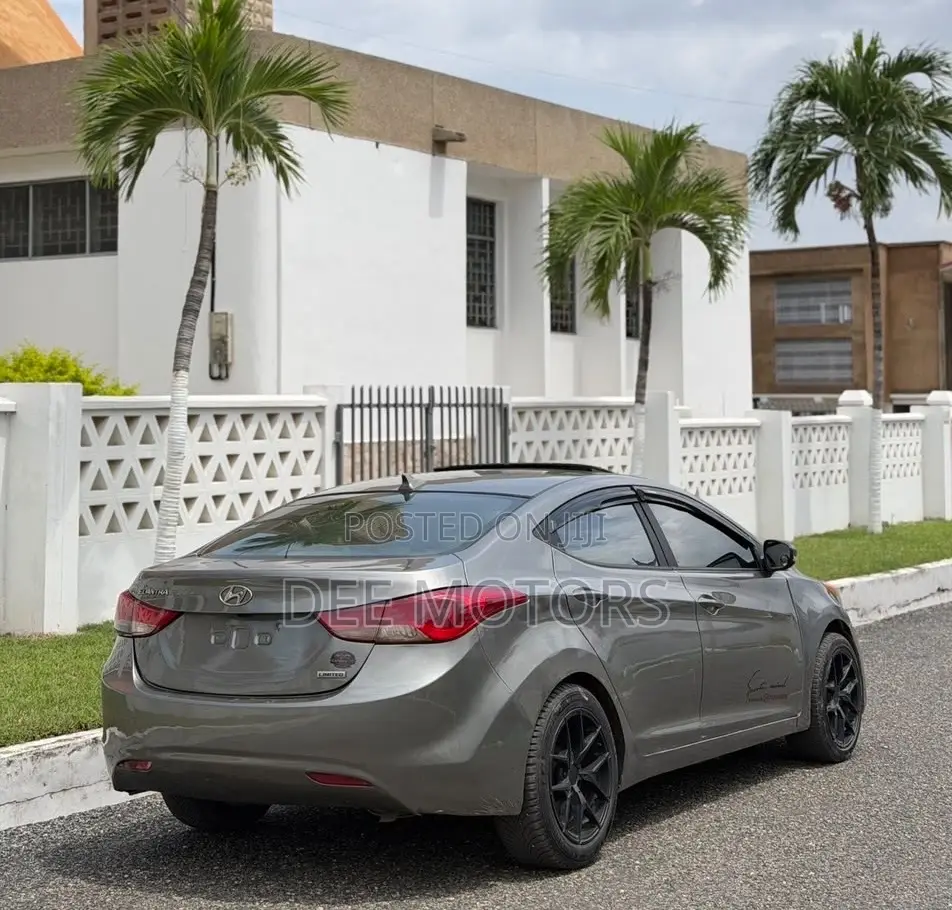 Hyundai Elantra 2013 Gray