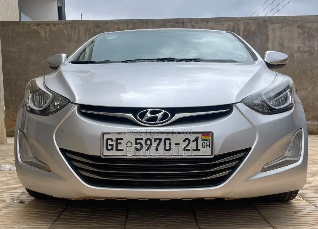 Hyundai Elantra Limited 4dr Sedan (1.8L 4cyl 6A) 2015 Silver