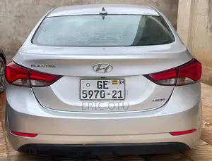 Hyundai Elantra Limited 4dr Sedan (1.8L 4cyl 6A) 2015 Silver