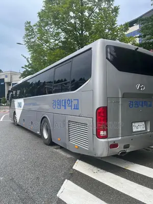 Hyundai Universe 2013 Grey