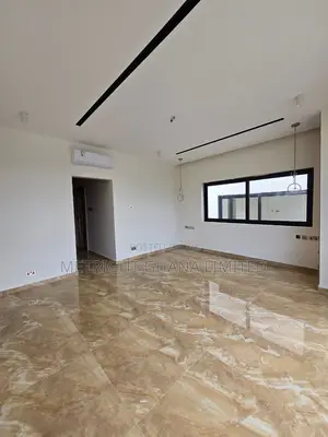 4bdrm House in Metrightgh, Accra Metropolitan for sale