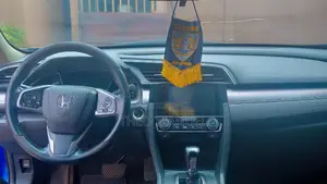 Honda Civic 2017 Blue